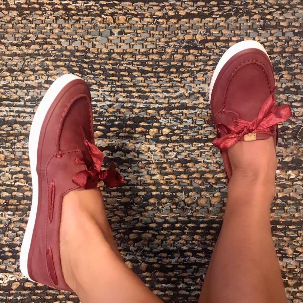 SPERRY 7.5 Genuine Leather Non Marking Slip-on Wine Sailor Ribbon Boat Shoes NIB - Picture 2 of 6